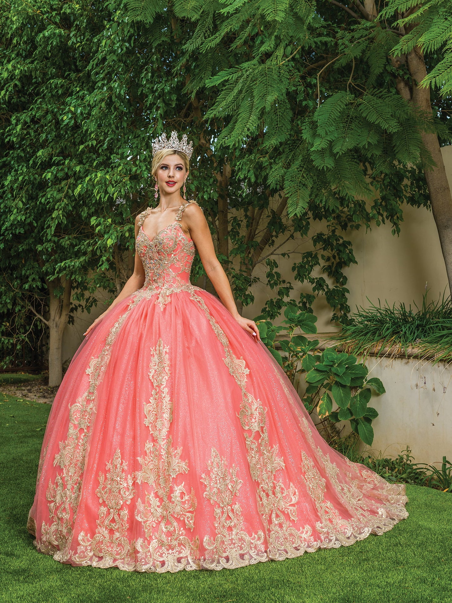 DQ25-1629 HALTER NECK BALL GOWN WITH EMBROIDERED LACE APPLIQUES