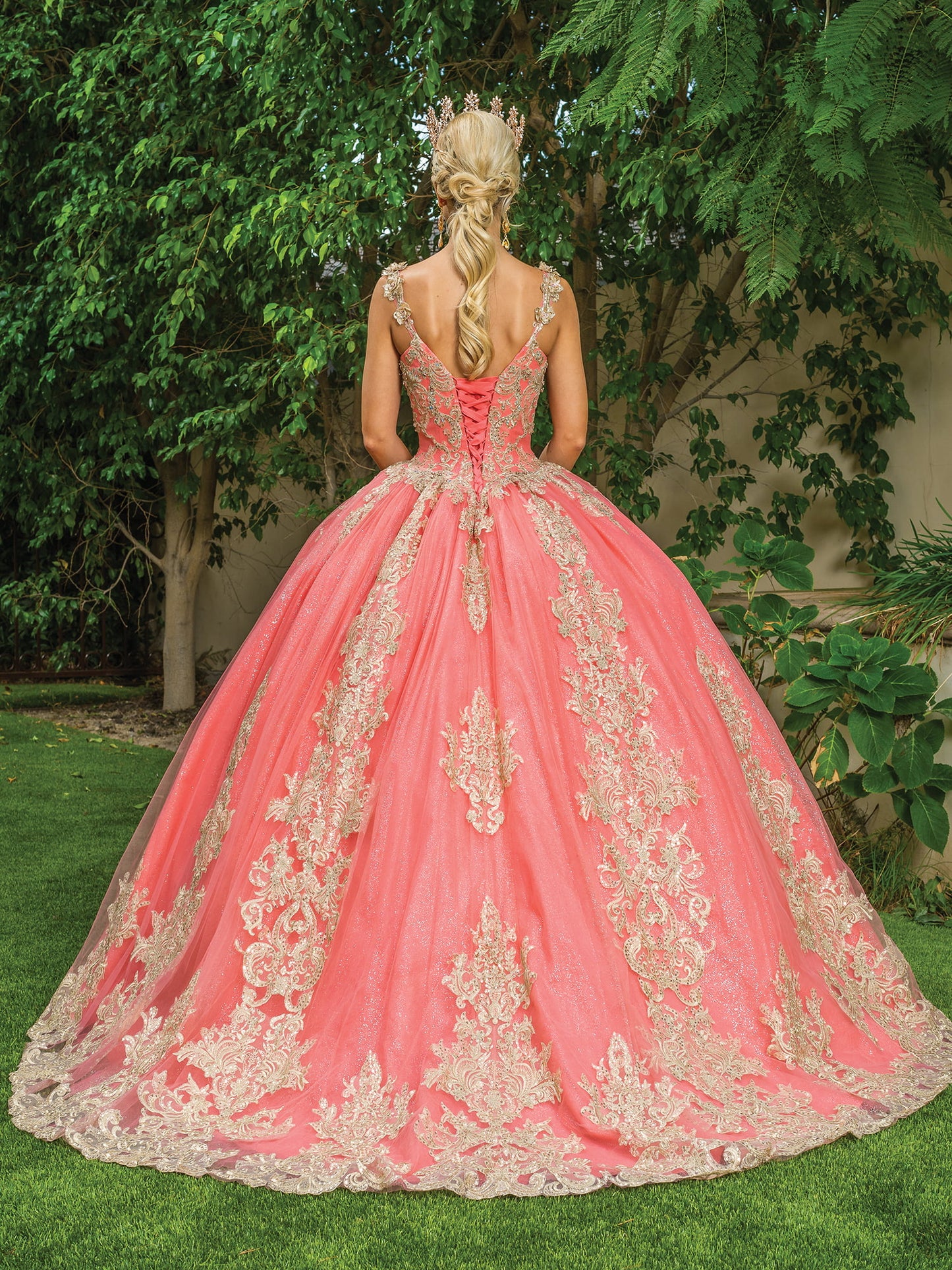 DQ25-1629 HALTER NECK BALL GOWN WITH EMBROIDERED LACE APPLIQUES