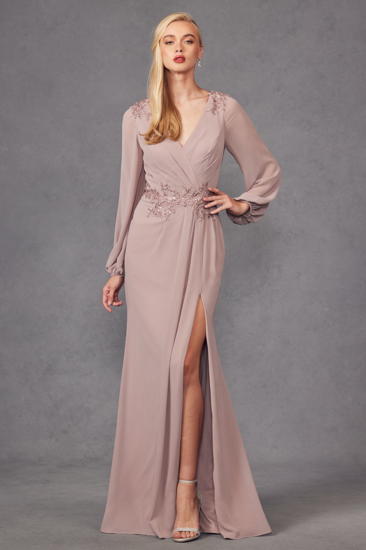 JT24-JTM16A LONG SLEEVES WITH SLIT DRESS