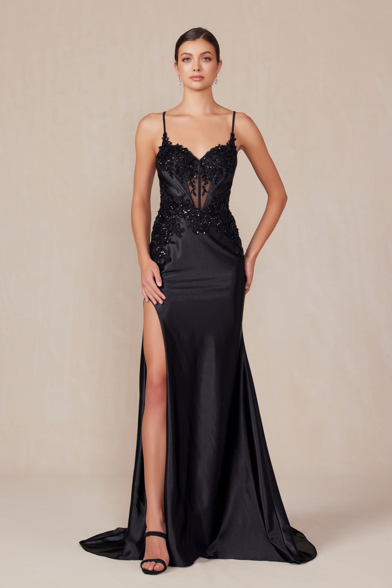 NA25-E1488 SWEETHEART NECKLINE AND SPAGHETTI STRAPS OPEN SLIT RUCHED BACK