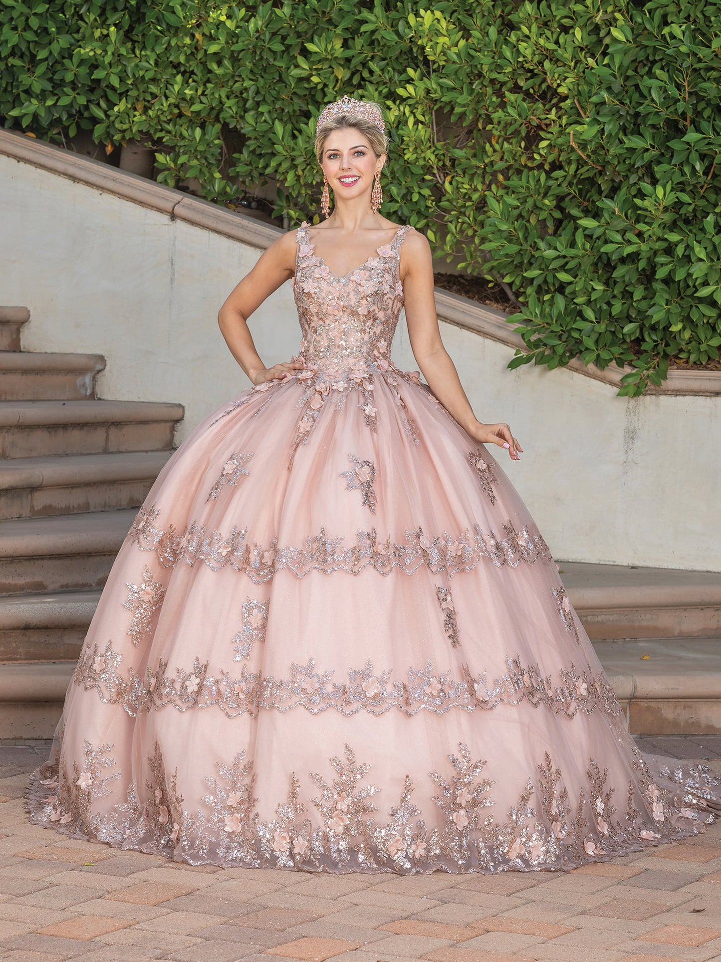 DQ25-1763 ELEGANT CORSET-TOP GOWN WITH FLORAL APPLIQUE AND LAYERED TULLE SKIRT