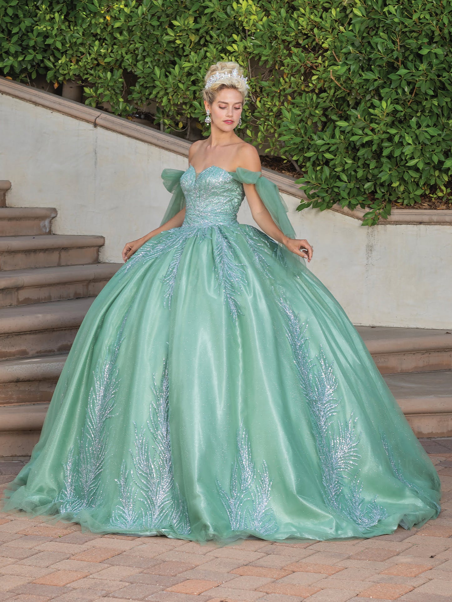 DQ25-1793 ELEGANT OFF-THE-SHOULDER GOWN WITH EMBROIDERED BODICE