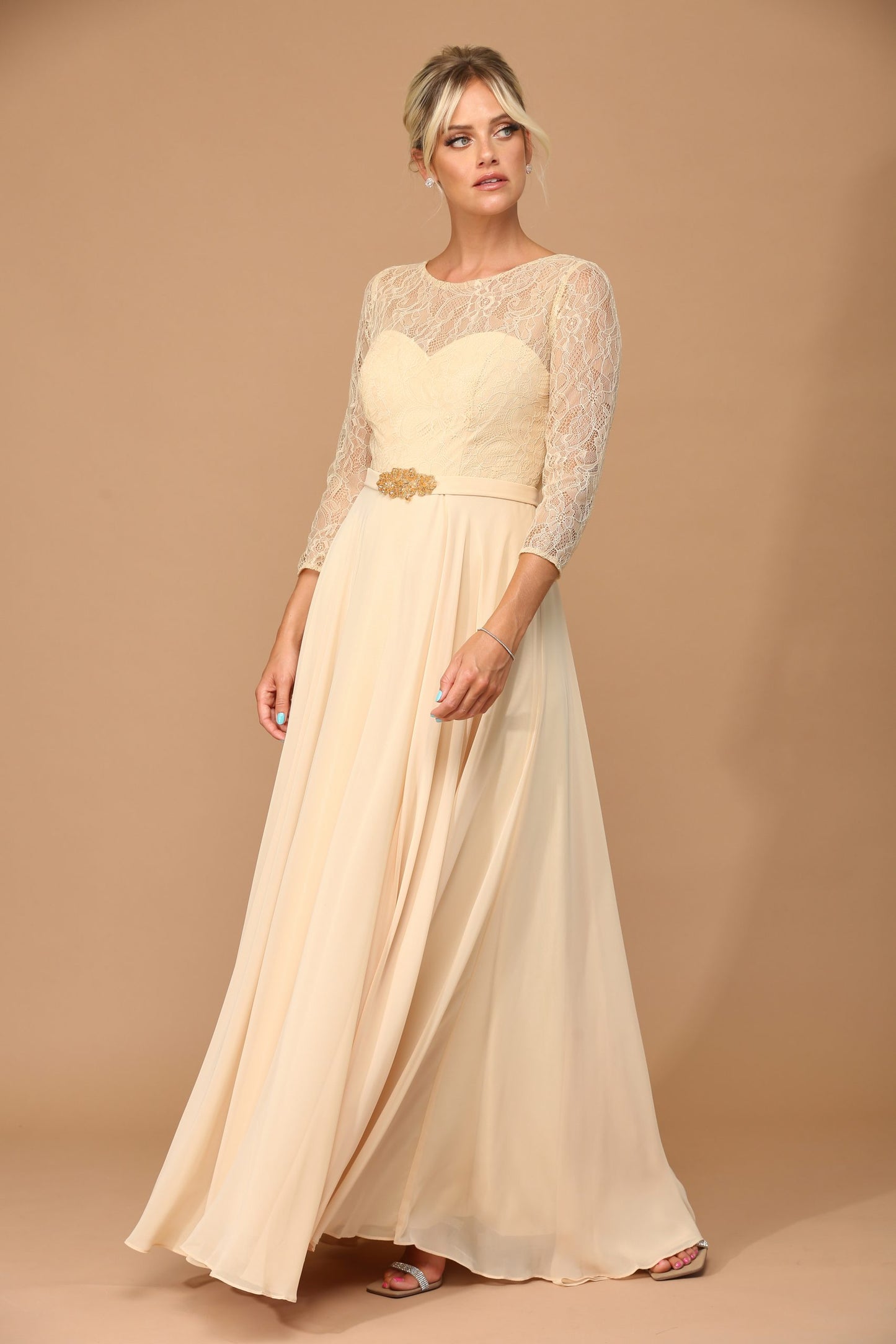 EA24-3227 Mama 3/4 Sleeve Lace And Chiffon Gown