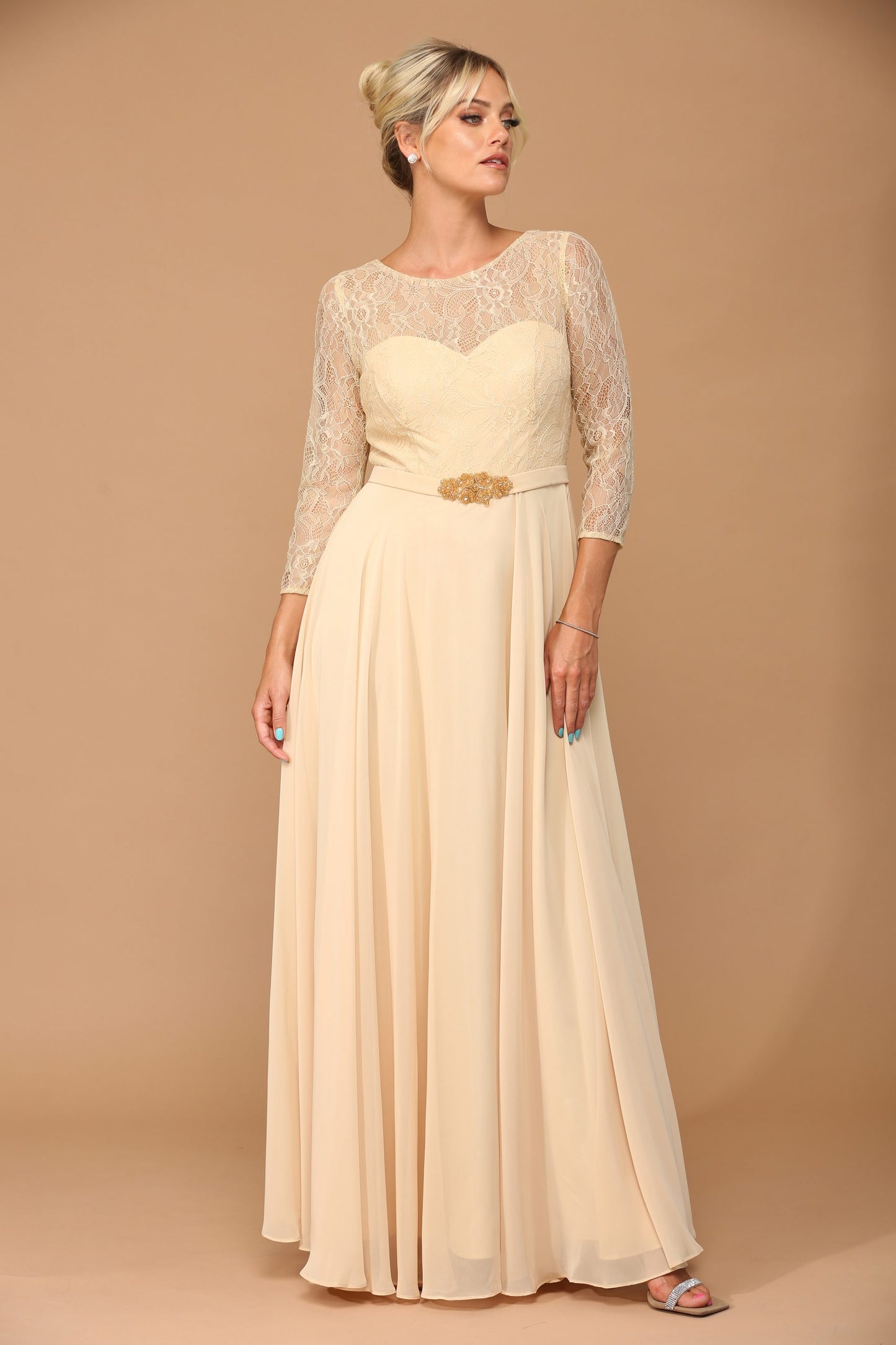 EA24-3227 Mama 3/4 Sleeve Lace And Chiffon Gown