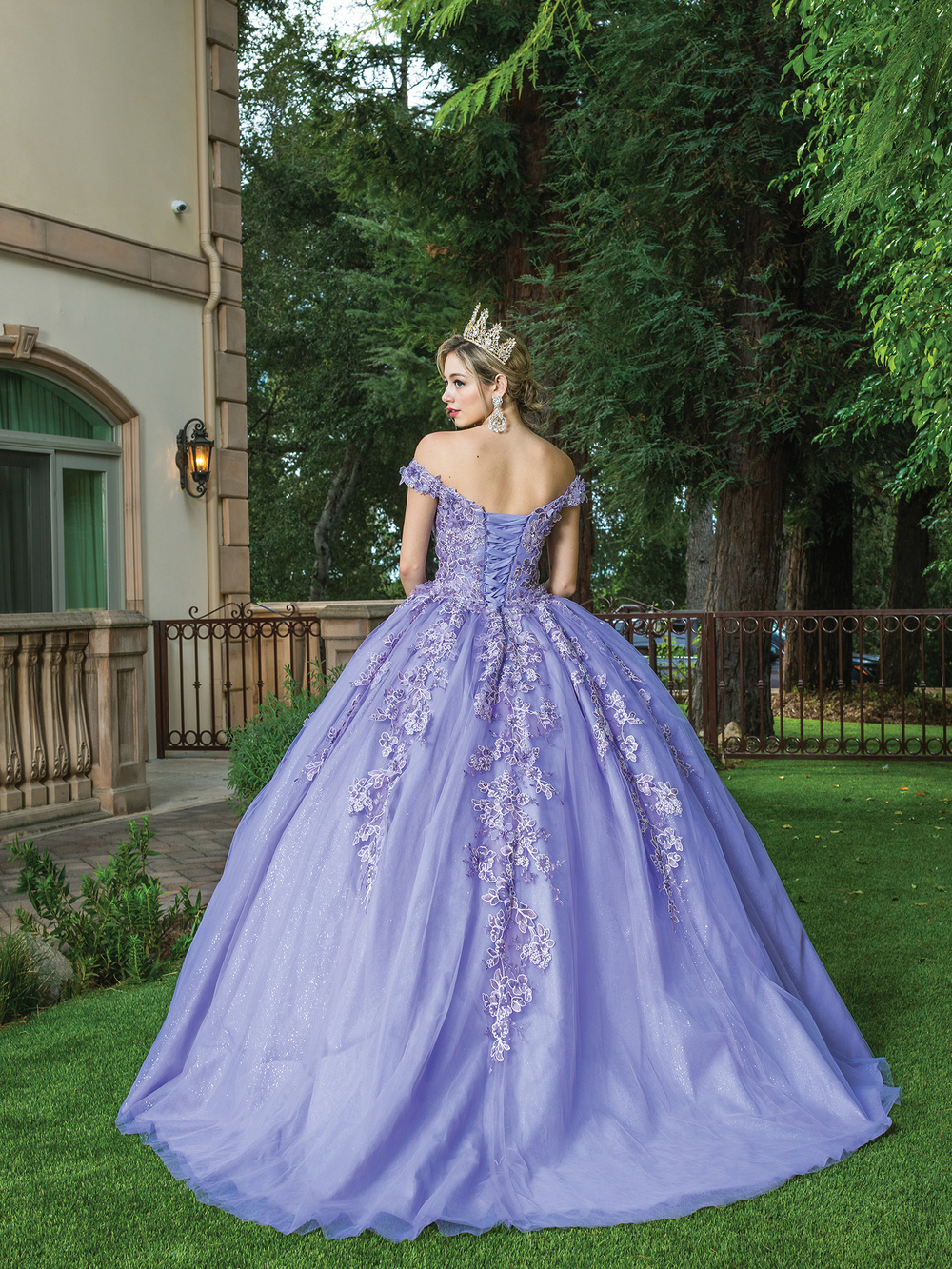 DQ24-1574 OFF SHOULDER TOP 3D FLOWERS EMBROIDERY DETAILING FULL TULLE BALLGOWN SKIRT