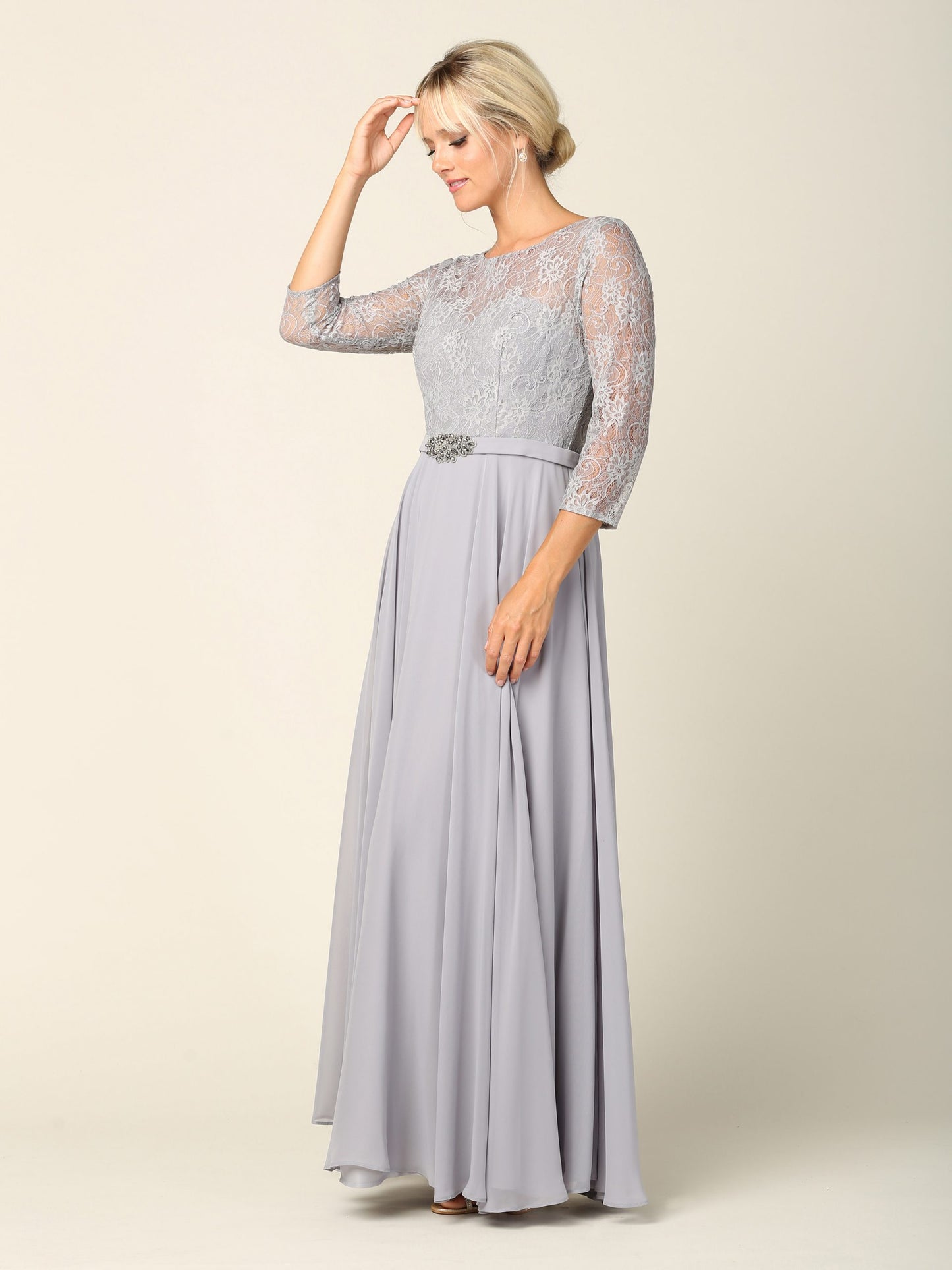 EA24-3227 Mama 3/4 Sleeve Lace And Chiffon Gown